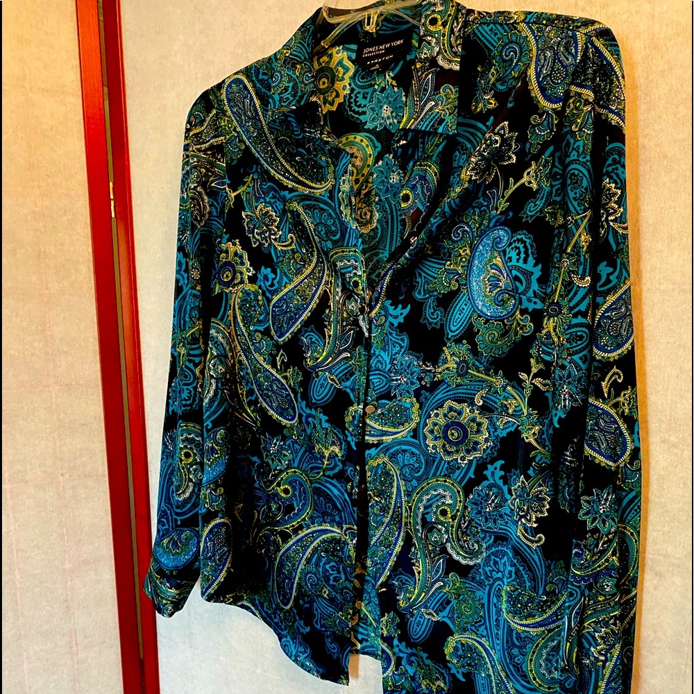 Silky women’s blouse